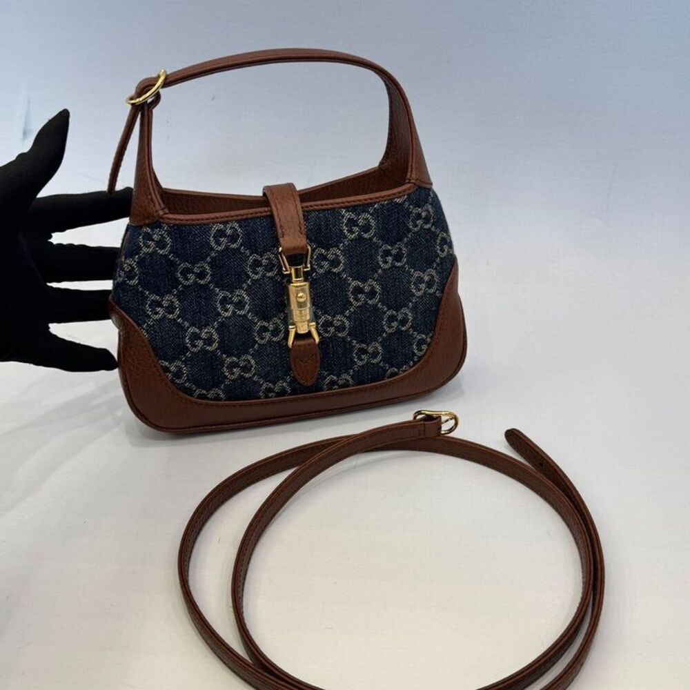 Gucci Women Pre-Loved Bag Very Good Condition - Picture 7 of 7